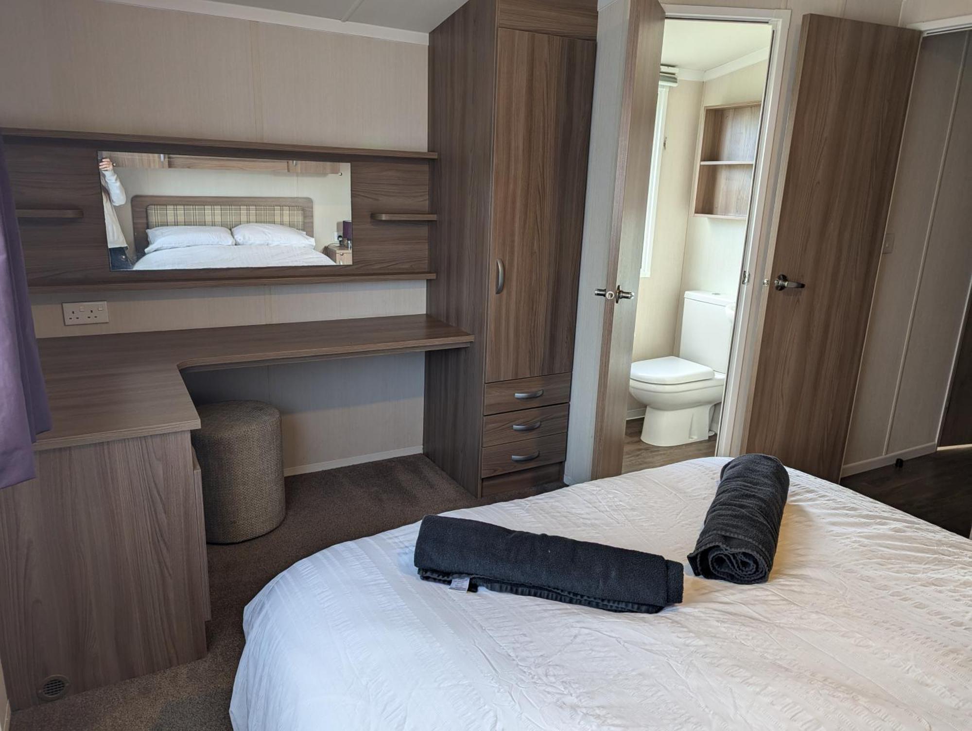 Swift Holidays At Combe Haven Holiday Park Гастингс Экстерьер фото